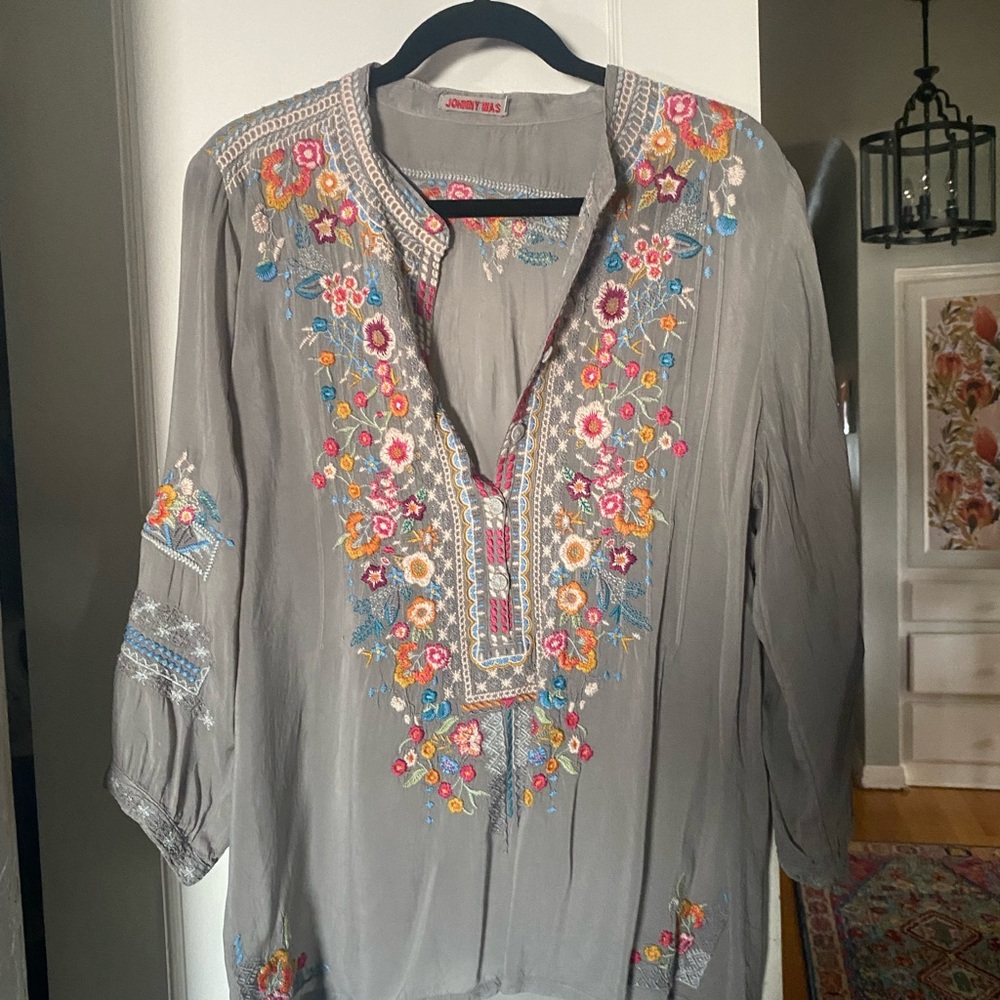 Johnny Was grey silk blouse with colored embroidered flowers